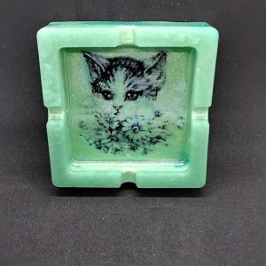 Cendrier vert/chat
